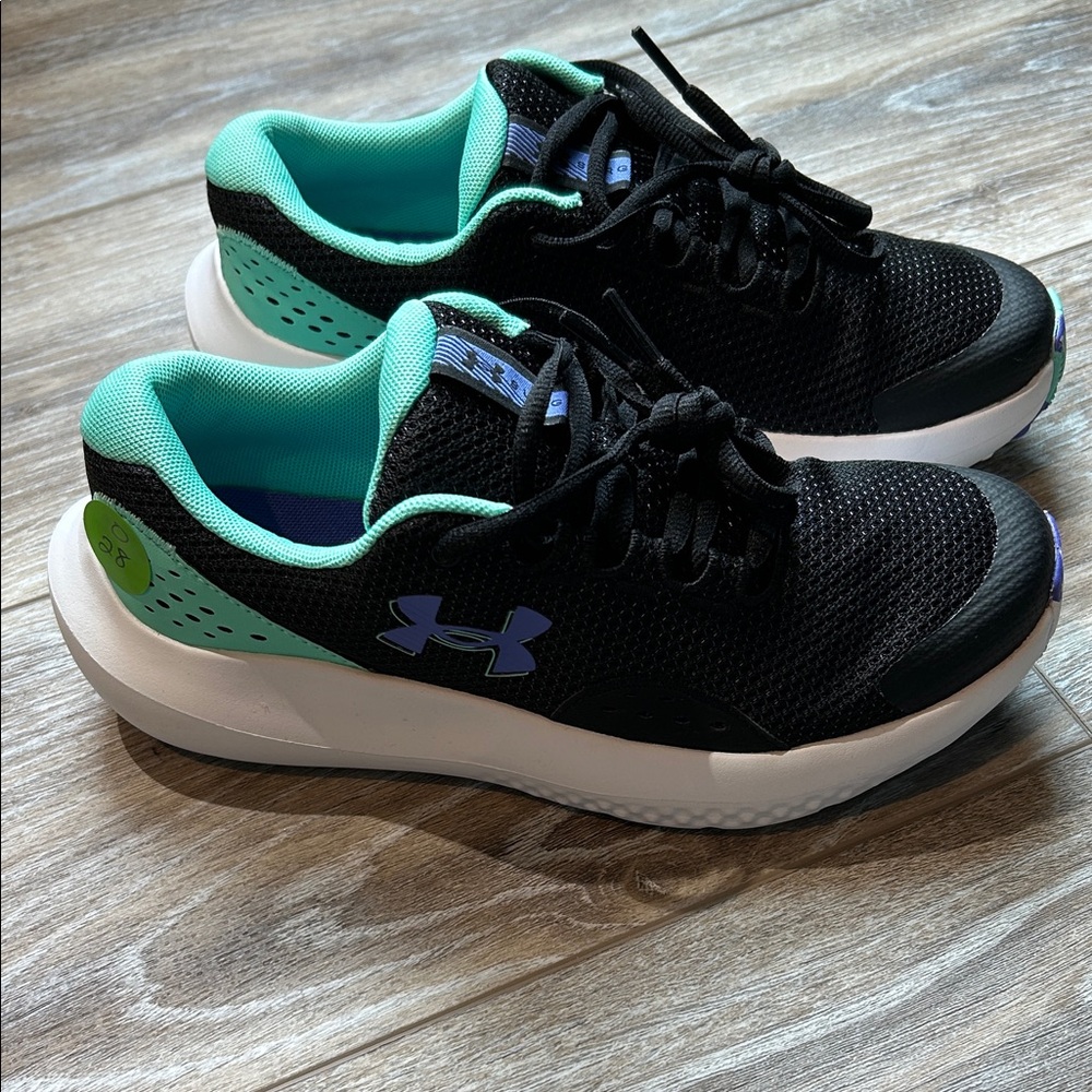 New Under Armor Surge 4 Color Violet Running Shoes